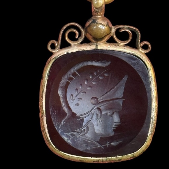 Incredible and RARE Vintage Intaglio Soldier